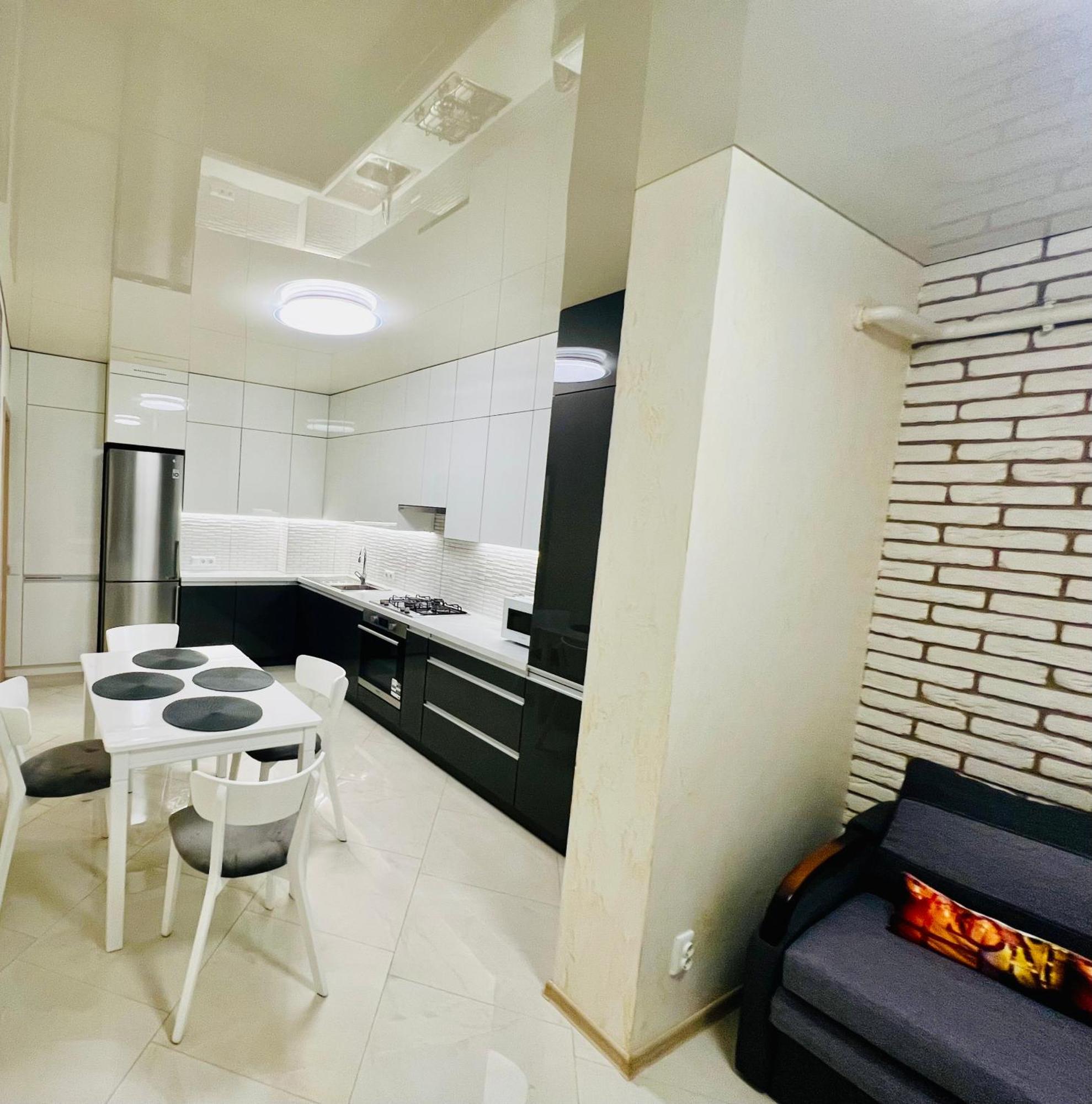 Шевченка,60 - Семицвіт Apartment Lviv Exterior photo